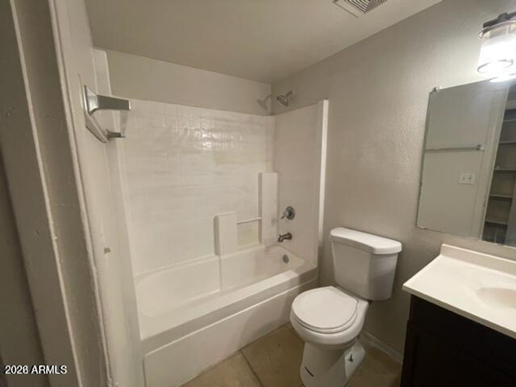 Image 5 of property listing at 4714 E PUEBLO Avenue, Phoenix, AZ 85040