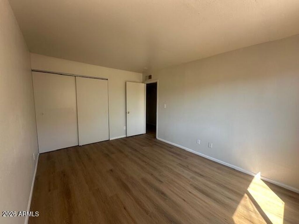 Image 6 of property listing at 4714 E PUEBLO Avenue, Phoenix, AZ 85040