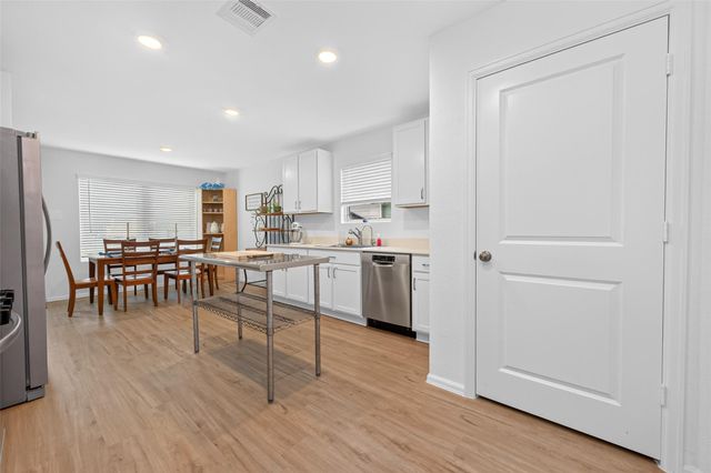 1511 Las Cuevas Drive, Conroe, TX 77301