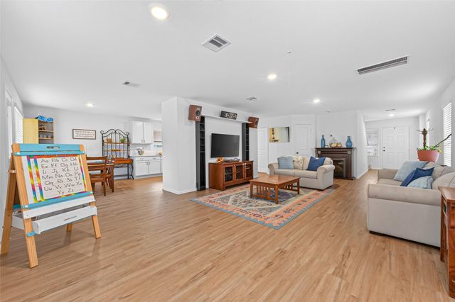 1511 Las Cuevas Drive, Conroe, TX 77301