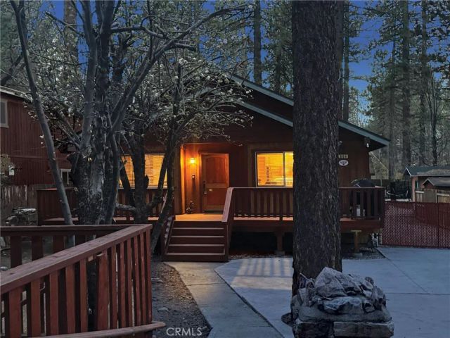 864 Jaybird, Big Bear Lake, CA 92315