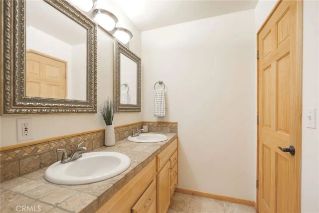 864 Jaybird, Big Bear Lake, CA 92315
