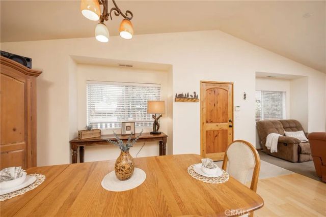 864 Jaybird, Big Bear Lake, CA 92315