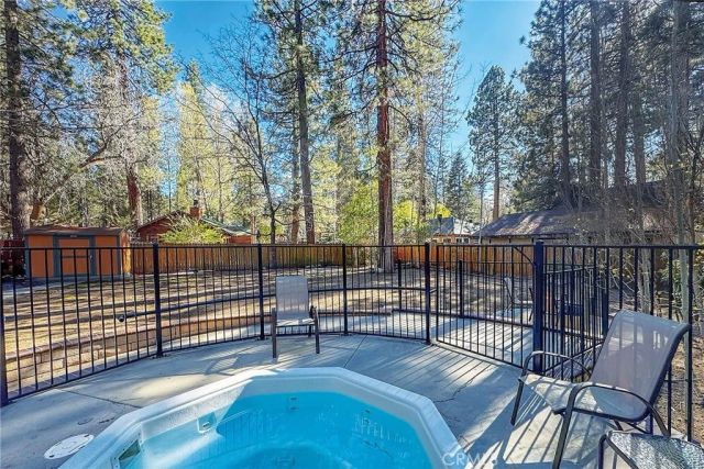 864 Jaybird, Big Bear Lake, CA 92315