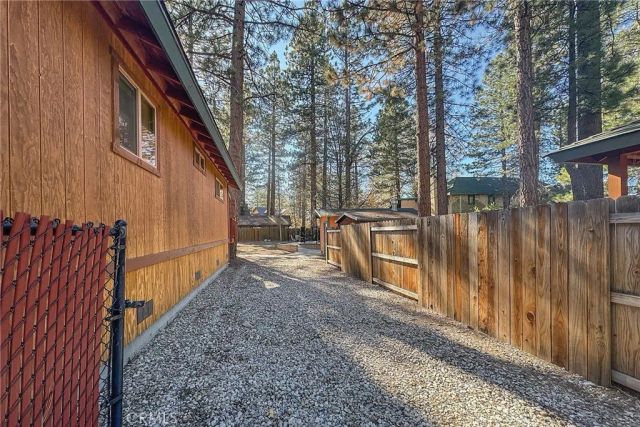 864 Jaybird, Big Bear Lake, CA 92315