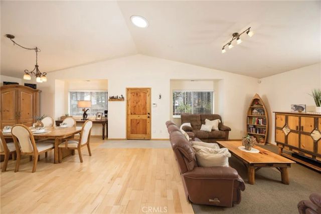 864 Jaybird, Big Bear Lake, CA 92315