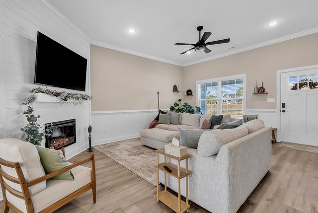 384 William Nobles Rd., Aynor, SC 29511