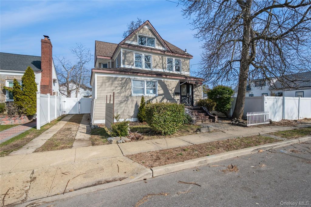 5 Church Street, Baldwin, NY 11510