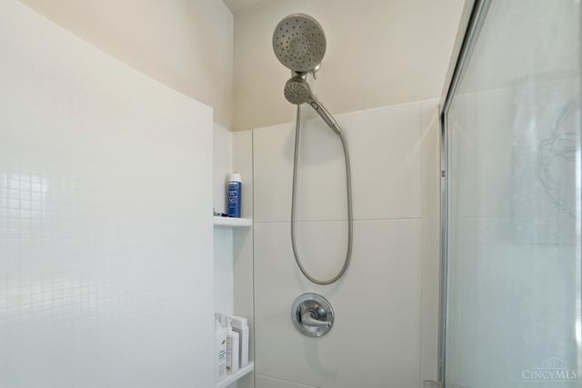 5925 Millbrook Drive, Middletown, OH 45042