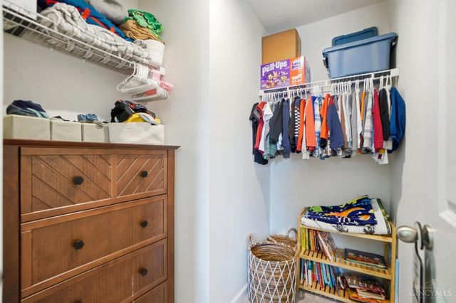 5925 Millbrook Drive, Middletown, OH 45042