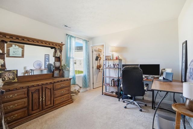 5925 Millbrook Drive, Middletown, OH 45042