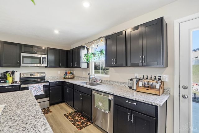 5925 Millbrook Drive, Middletown, OH 45042