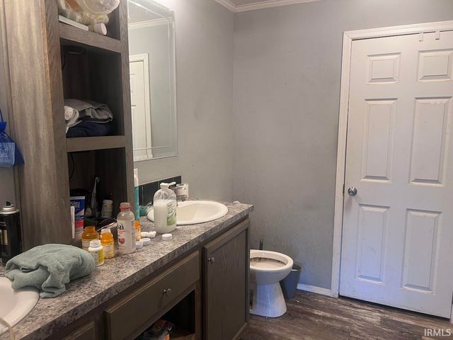 2495 S 1450 W, Linton, IN 47441