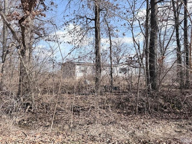 2495 S 1450 W, Linton, IN 47441