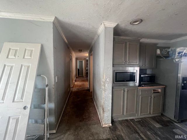 2495 S 1450 W, Linton, IN 47441