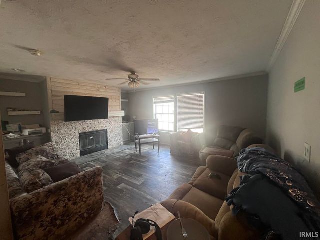 2495 S 1450 W, Linton, IN 47441