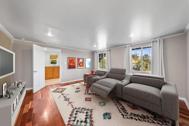 4275 Crestview Drive, La Mesa, CA 91941