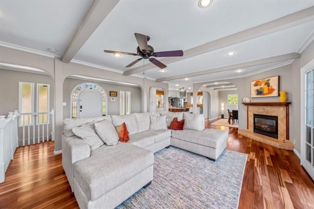 4275 Crestview Drive, La Mesa, CA 91941