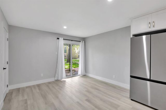 6018 E University Boulevard 102, Dallas, TX 75206
