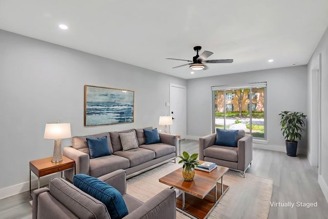 6018 E University Boulevard 102, Dallas, TX 75206