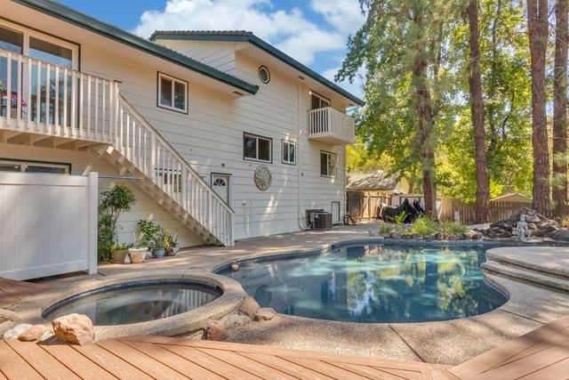 4833 Kenneth Ave, Fair Oaks, CA 95628