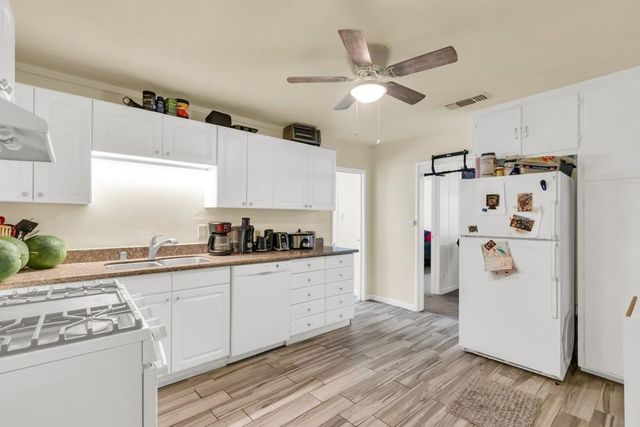 4833 Kenneth Ave, Fair Oaks, CA 95628