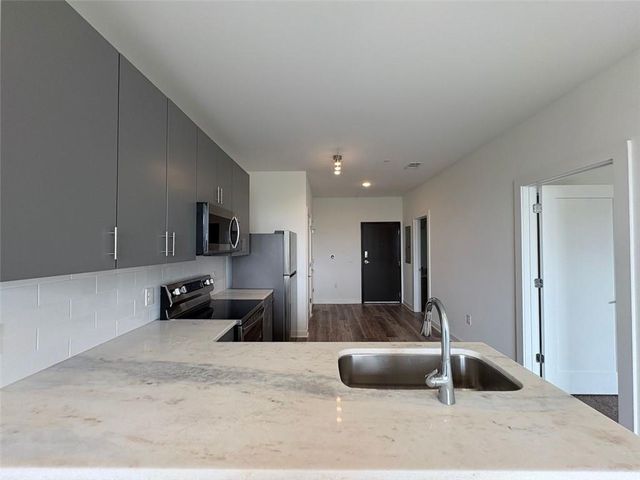 525 Parkway Drive NE 510, Atlanta, GA 30354