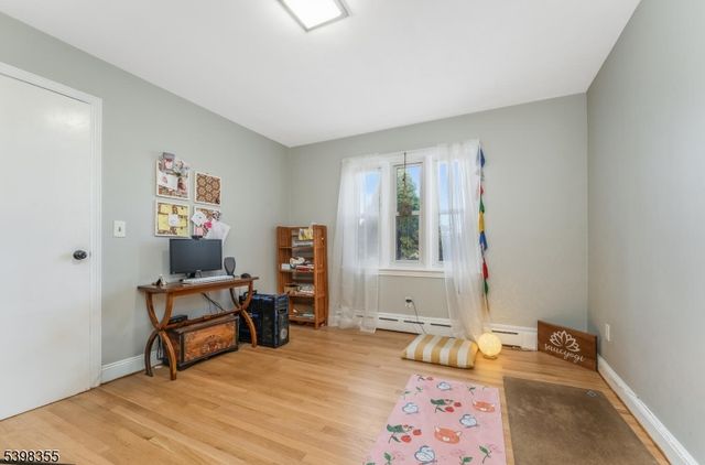 158 Featherbed Lane, Raritan Twp., NJ 08822