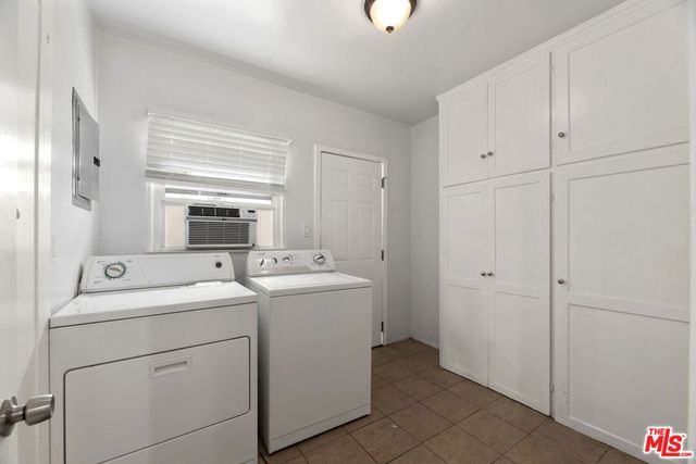 1417 Rock Glen Avenue, Glendale, CA 91205