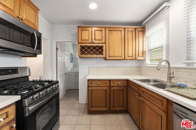 1417 Rock Glen Avenue, Glendale, CA 91205