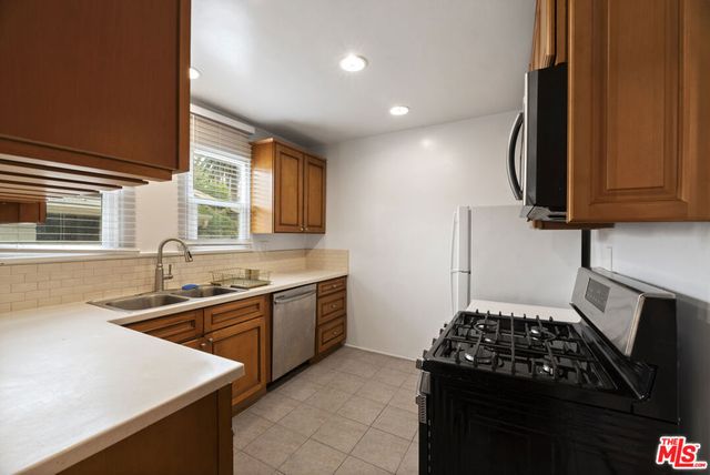 1417 Rock Glen Avenue, Glendale, CA 91205