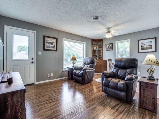 500 N 5th Street, Gunter, TX 75058