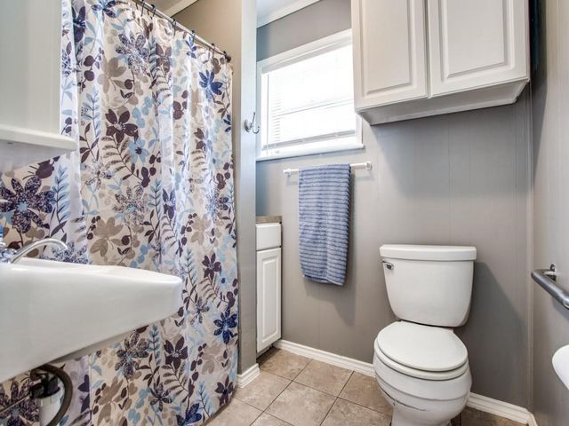 500 N 5th Street, Gunter, TX 75058
