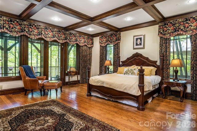 14 Walnut Drive, Mills River, NC 28759