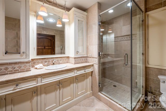 14 Walnut Drive, Mills River, NC 28759