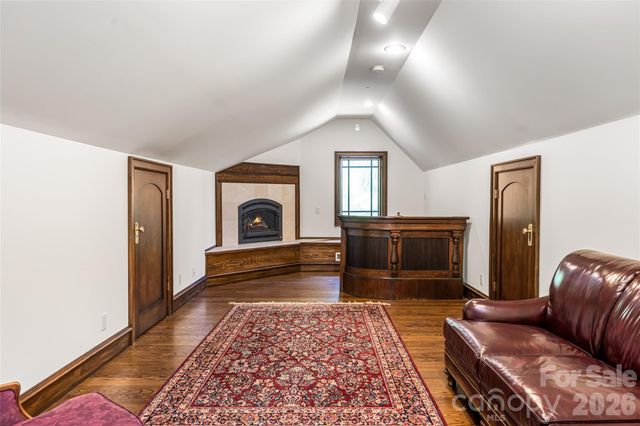 14 Walnut Drive, Mills River, NC 28759