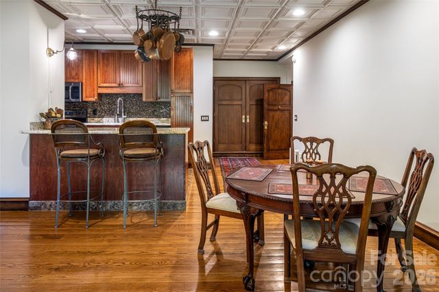 14 Walnut Drive, Mills River, NC 28759