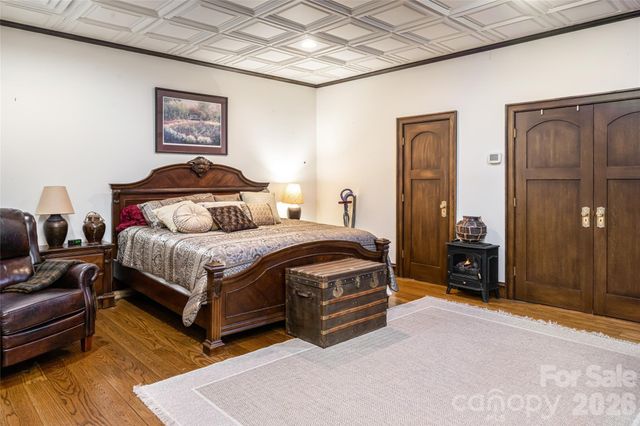 14 Walnut Drive, Mills River, NC 28759