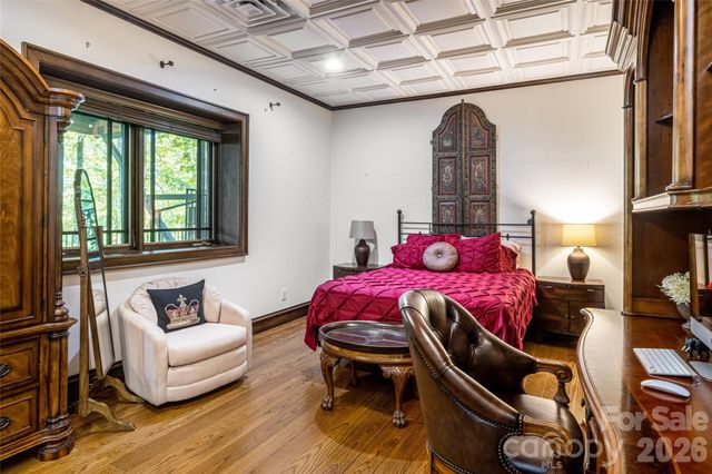 14 Walnut Drive, Mills River, NC 28759
