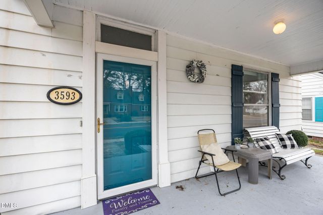 3593 E Wilson Street, Farmville, NC 27828