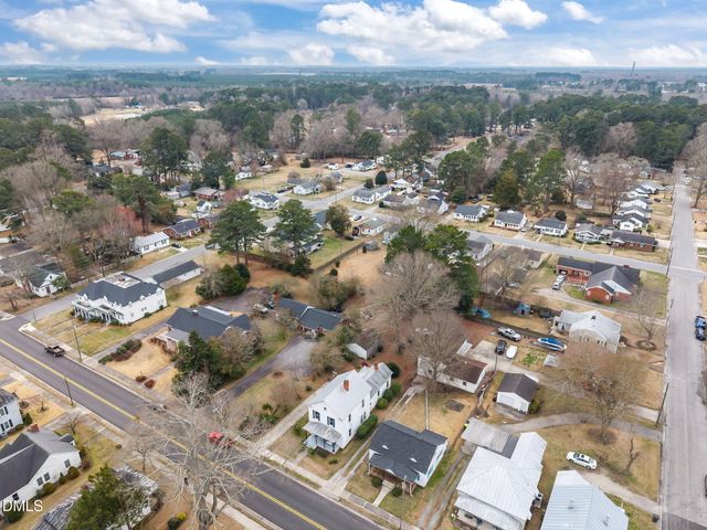 3593 E Wilson Street, Farmville, NC 27828