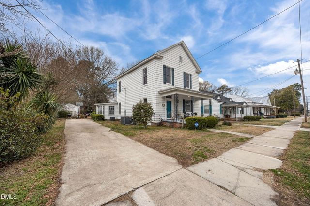 3593 E Wilson Street, Farmville, NC 27828