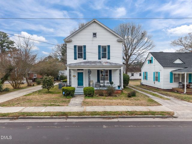 3593 E Wilson Street, Farmville, NC 27828