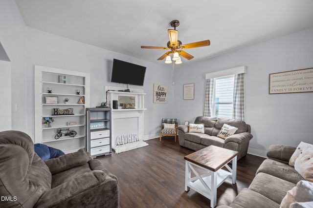 3593 E Wilson Street, Farmville, NC 27828