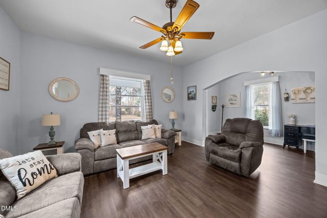 3593 E Wilson Street, Farmville, NC 27828