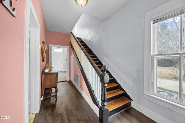 3593 E Wilson Street, Farmville, NC 27828