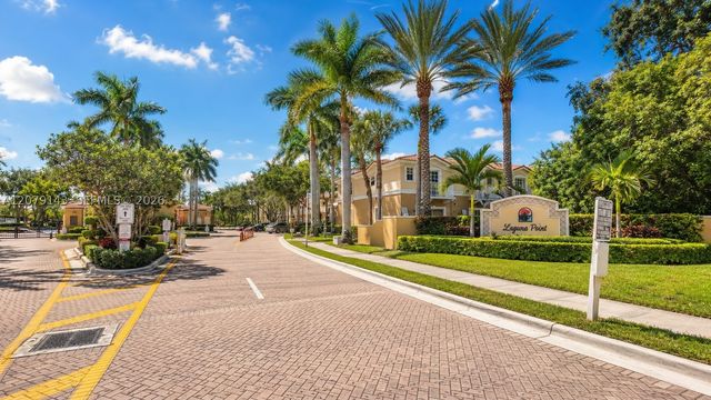 3092 SW 129th Ter 102, Miramar, FL 33027