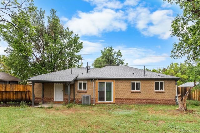 7010 W 44th Avenue, Wheat Ridge, CO 80033