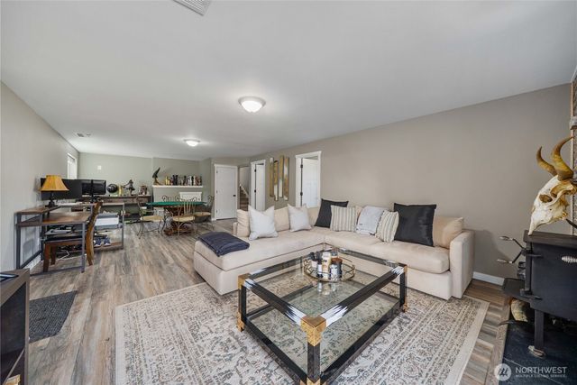 11719 8th Street E, Edgewood, WA 98372