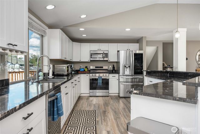 11719 8th Street E, Edgewood, WA 98372